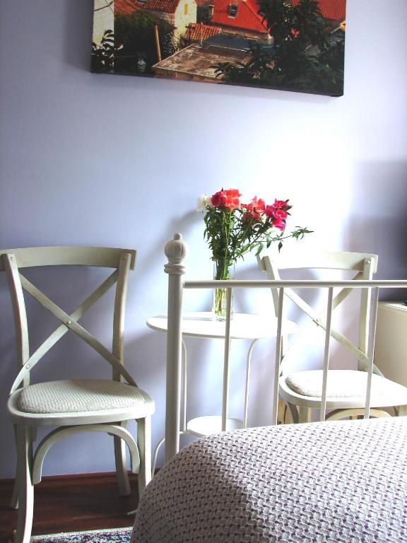 Chmielna Guest House Varsovie Chambre photo